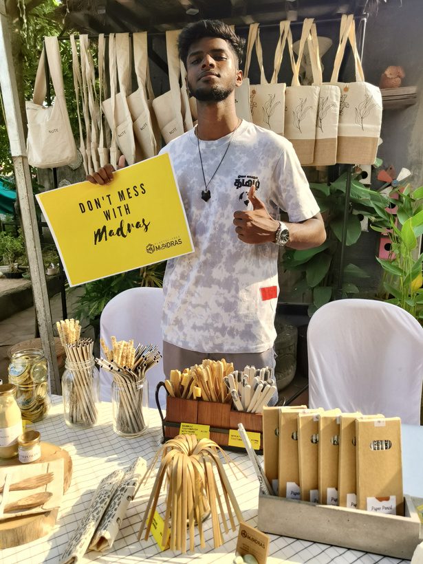 Cloth bags displayed at a pop-up